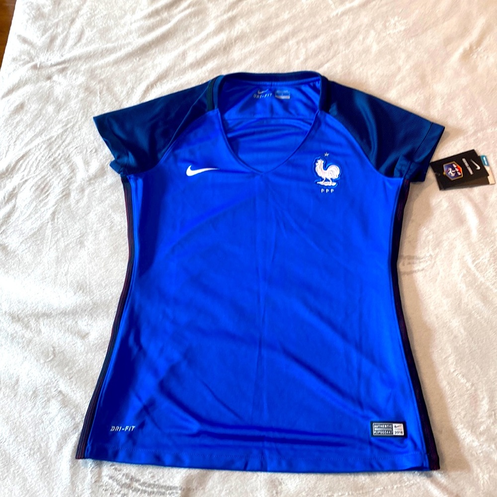 BNWT NIKE ‘FRANCE’ HOME JERSEY WOMENS MEDIUM